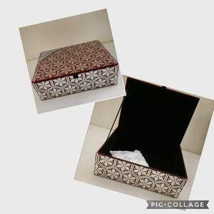 Nicole Miller Black & Red Snowflakes Glass Jewelry Organizer Box Storage